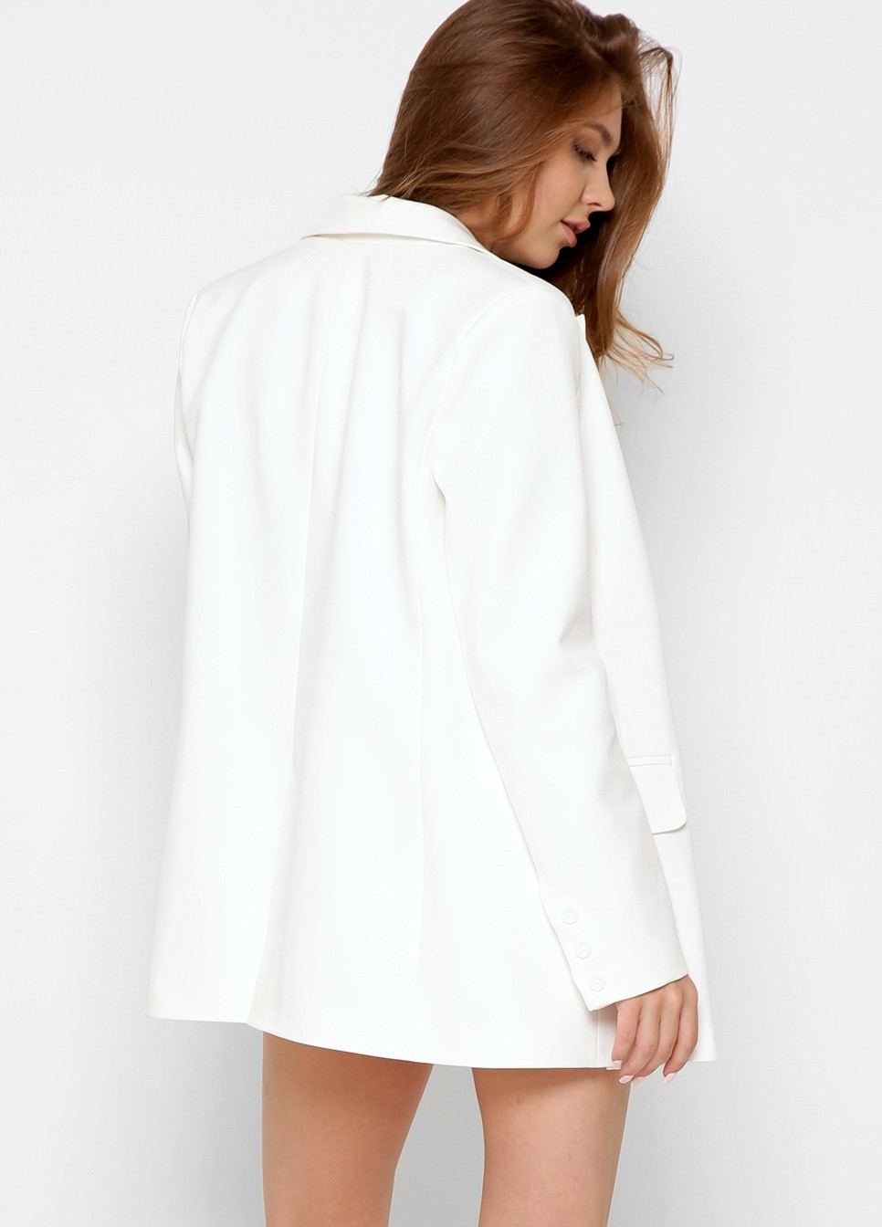 Белый женский удлиненный женский пиджак прямого кроя Carica однотонный - всесезон