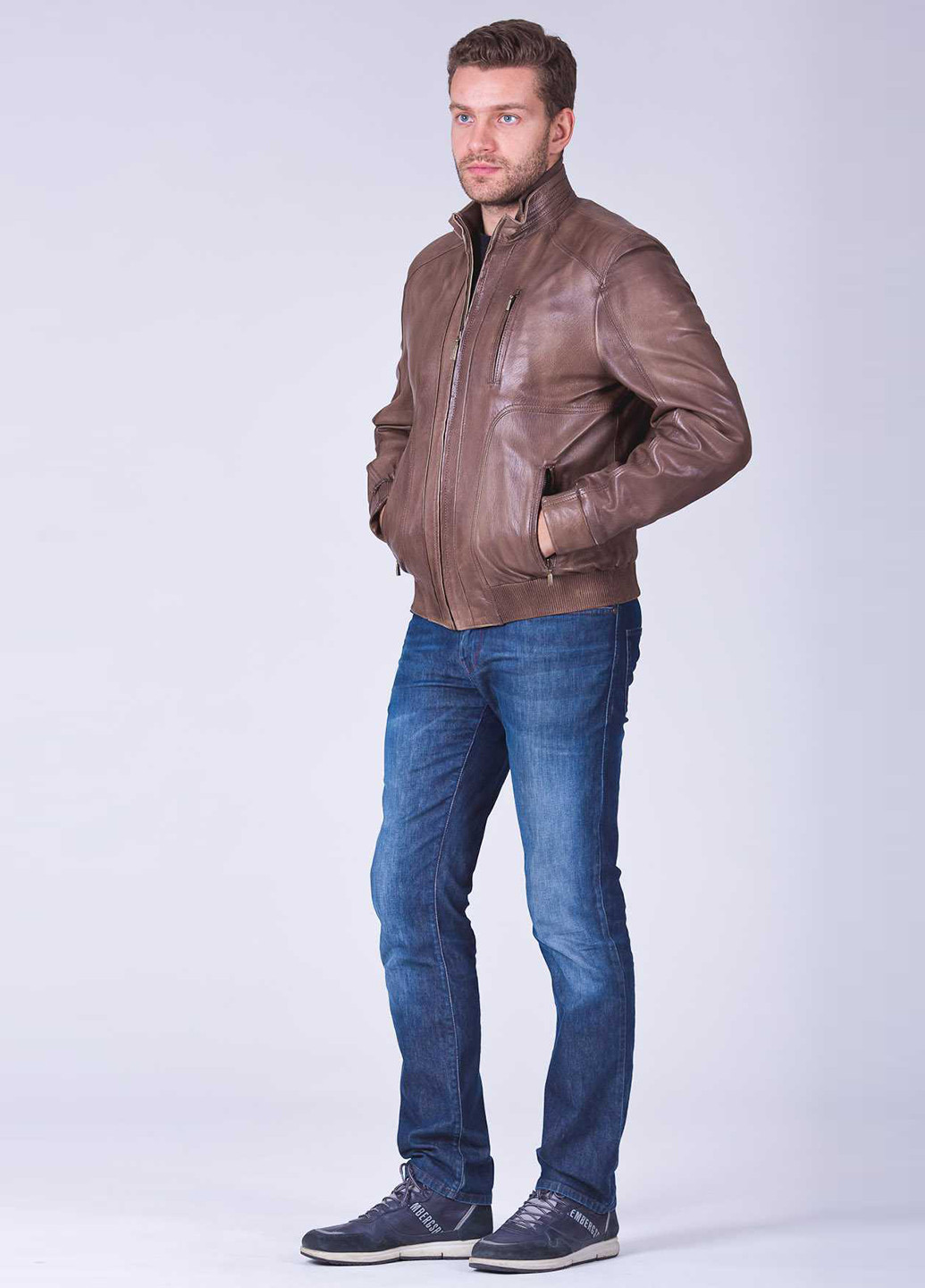 Серо-коричневая демисезонная куртка кожаная Fabiani