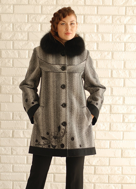 Сіре зимнє Пальто твід з вишивкою Mangust