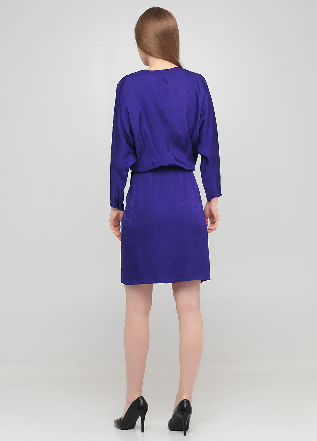 Фіолетова ділова сукня на запах Massimo Dutti однотонна