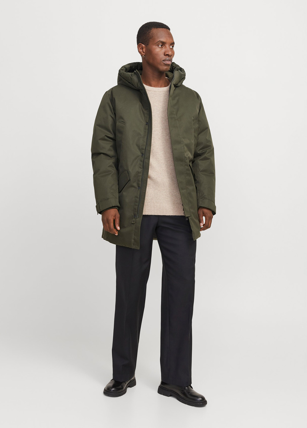 Оливкова (хакі) зимня куртка Jack & Jones