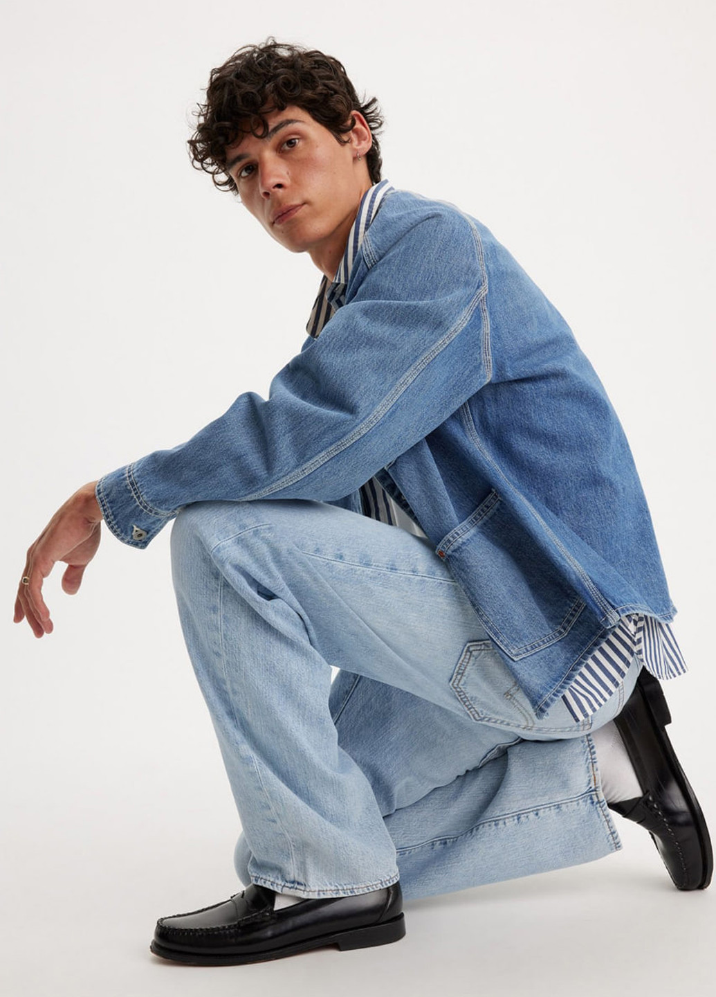 Голубые демисезонные прямые джинсы Levi Strauss & Co