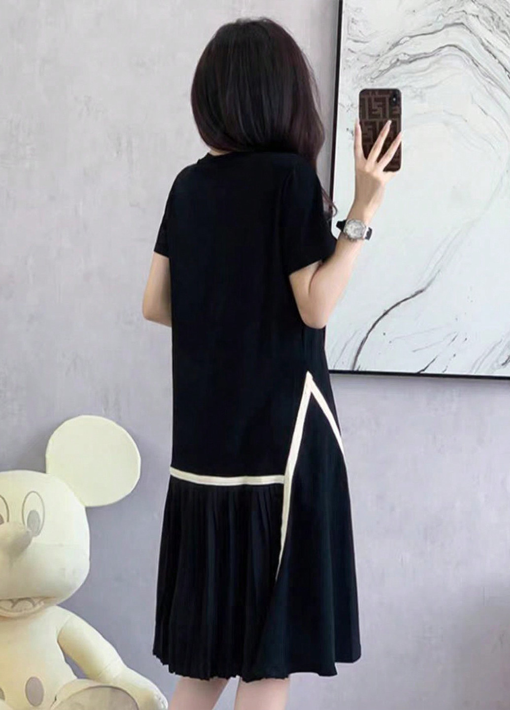 Чорна кежуал сукня плісована SHEIN однотонна