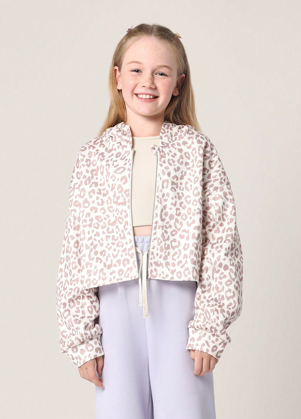 Комбинированный демисезонный костюм (толстовка, брюки) брючный SHEIN