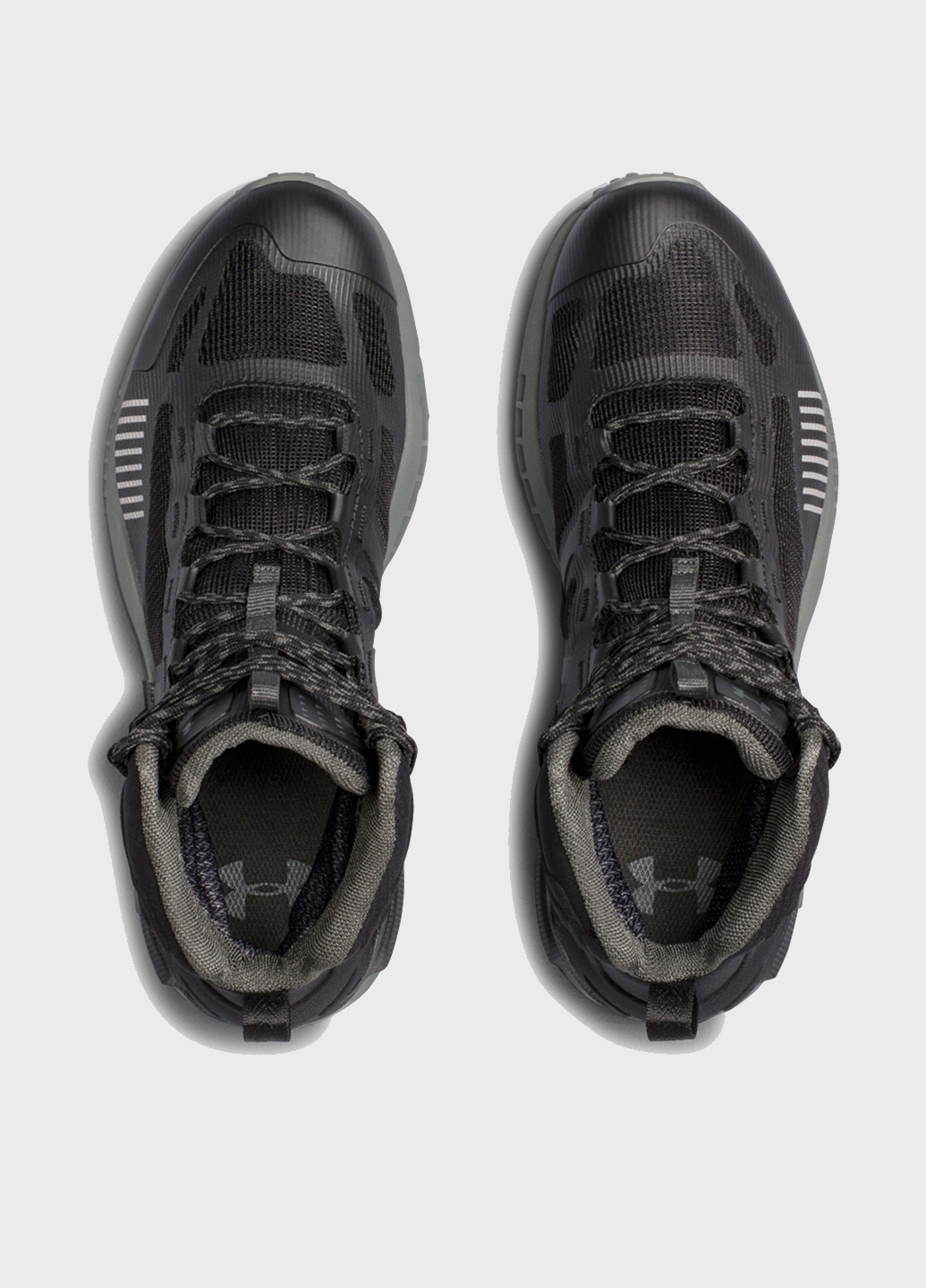 Черные демисезонные кроссовки Under Armour