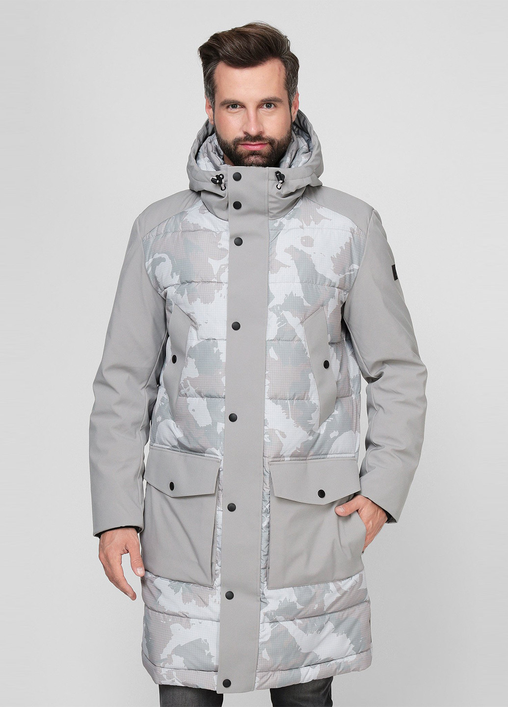 Светло-серая зимняя куртка Strellson