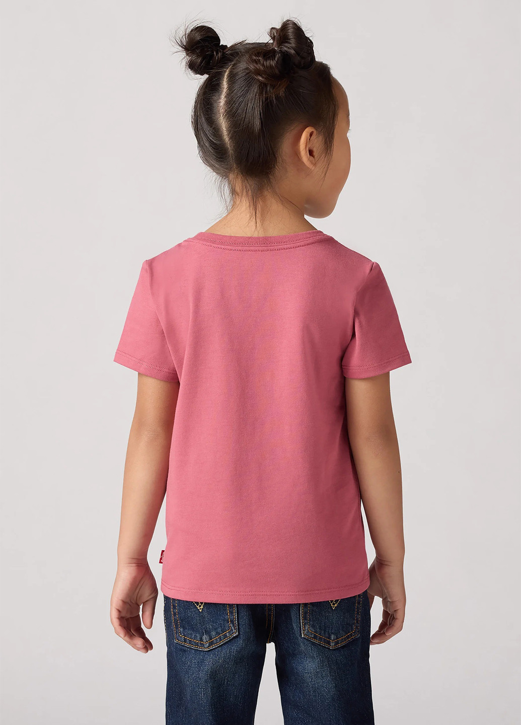 Розовая летняя футболка Levi's