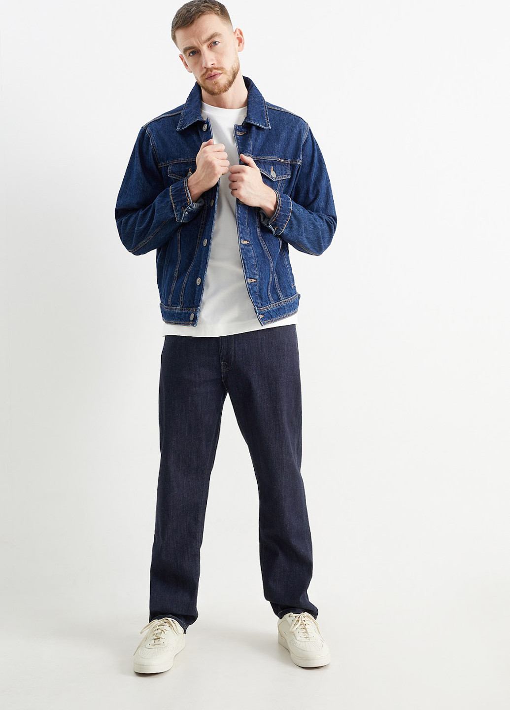 Темно-синие демисезонные зауженные джинсы C&A