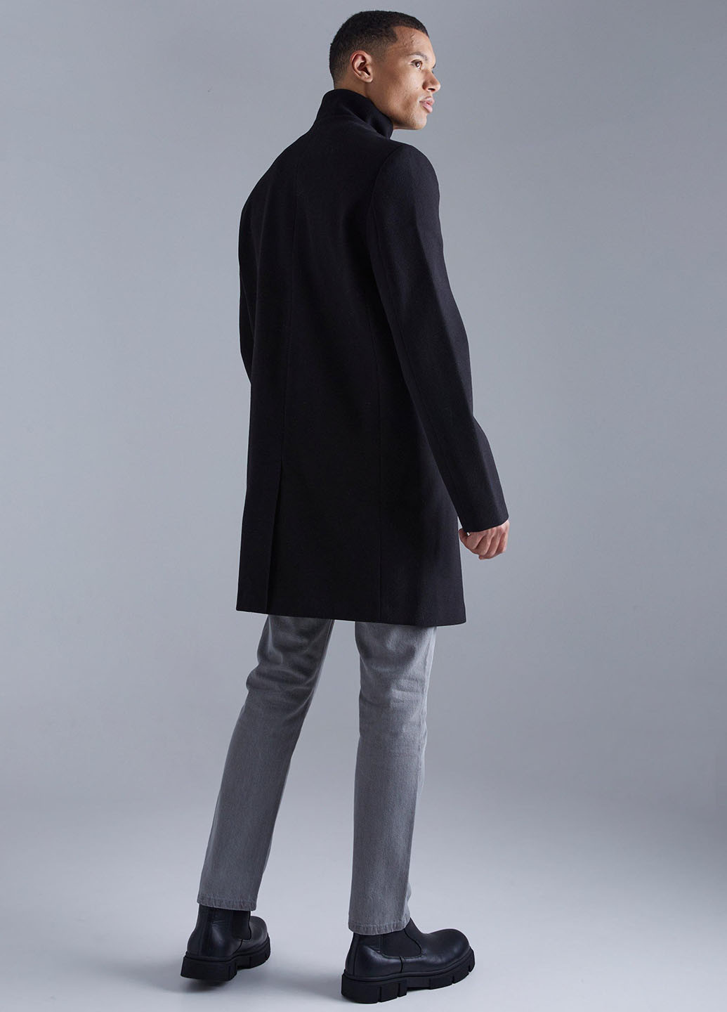 Черное демисезонное Пальто Boohoo