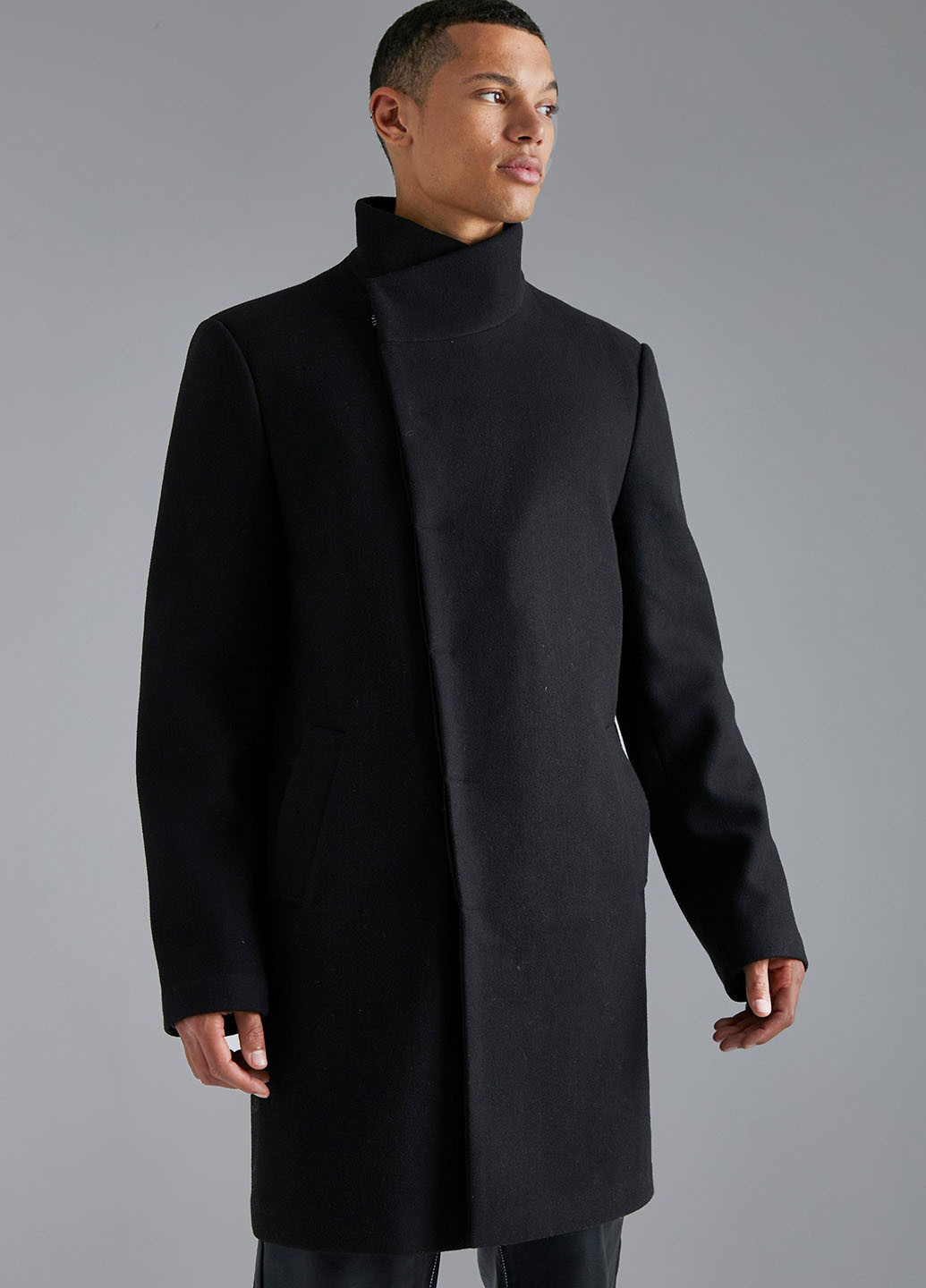 Черное демисезонное Пальто Boohoo