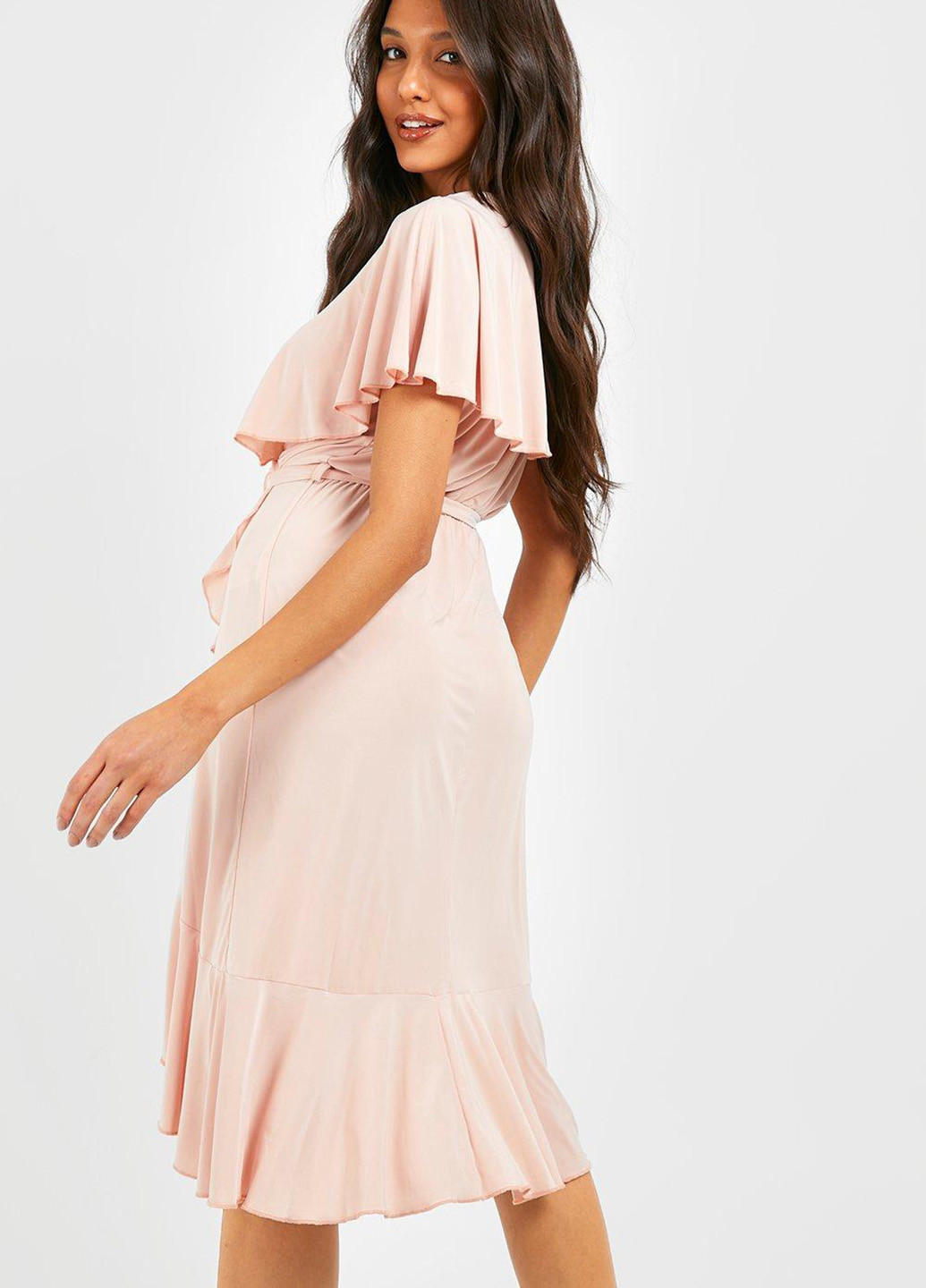 Пудрова кежуал сукня на запах Boohoo однотонна