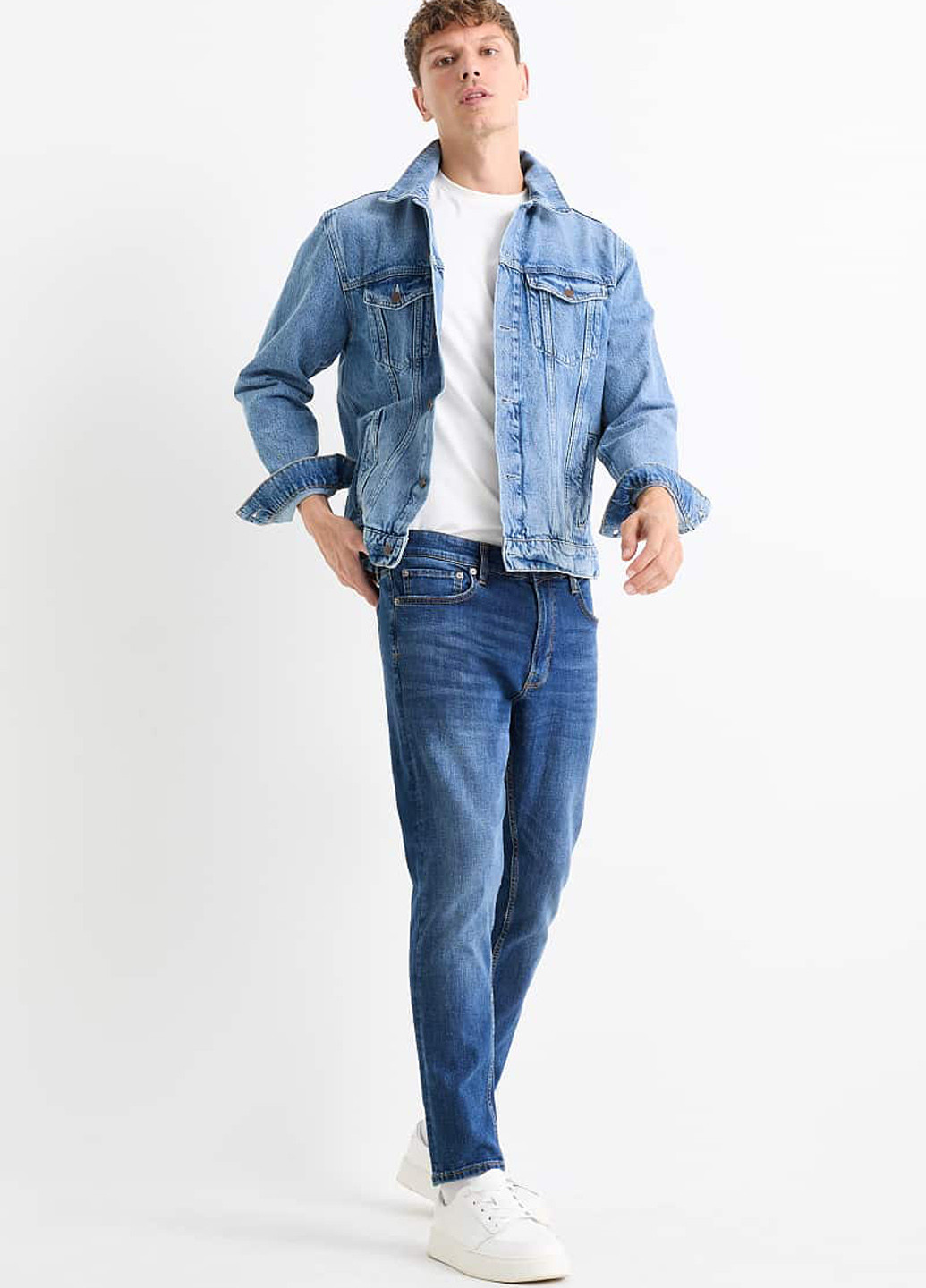 Синие демисезонные слим джинсы C&A