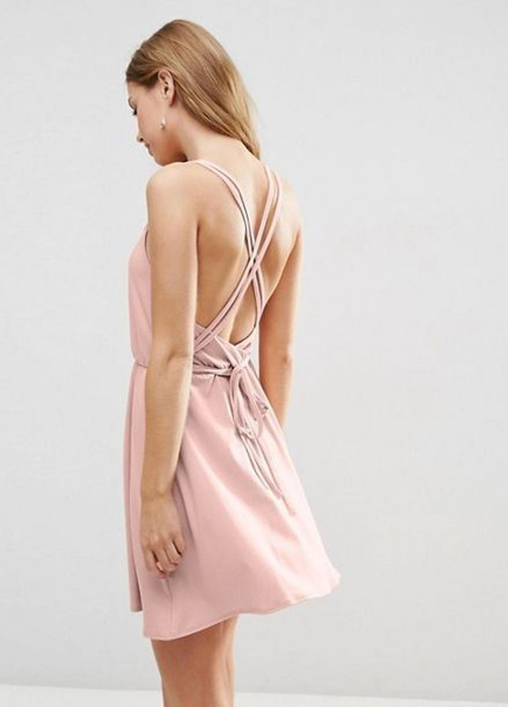 Розовое коктейльное платье с открытой спиной, клеш Asos однотонное