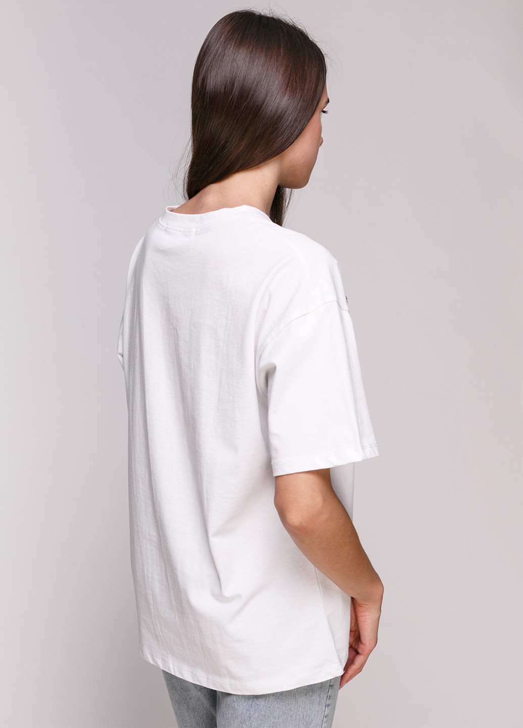 Белая летняя футболка DRESS ROOM