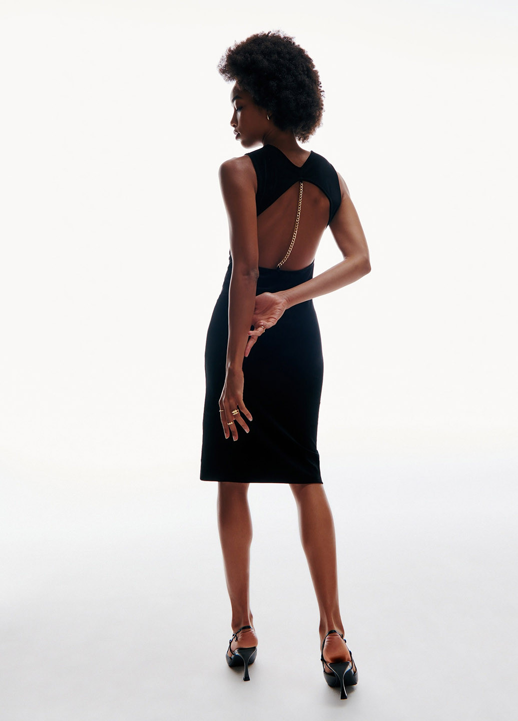 Черное вечернее, коктейльное платье с открытой спиной, футляр Sinsay однотонное