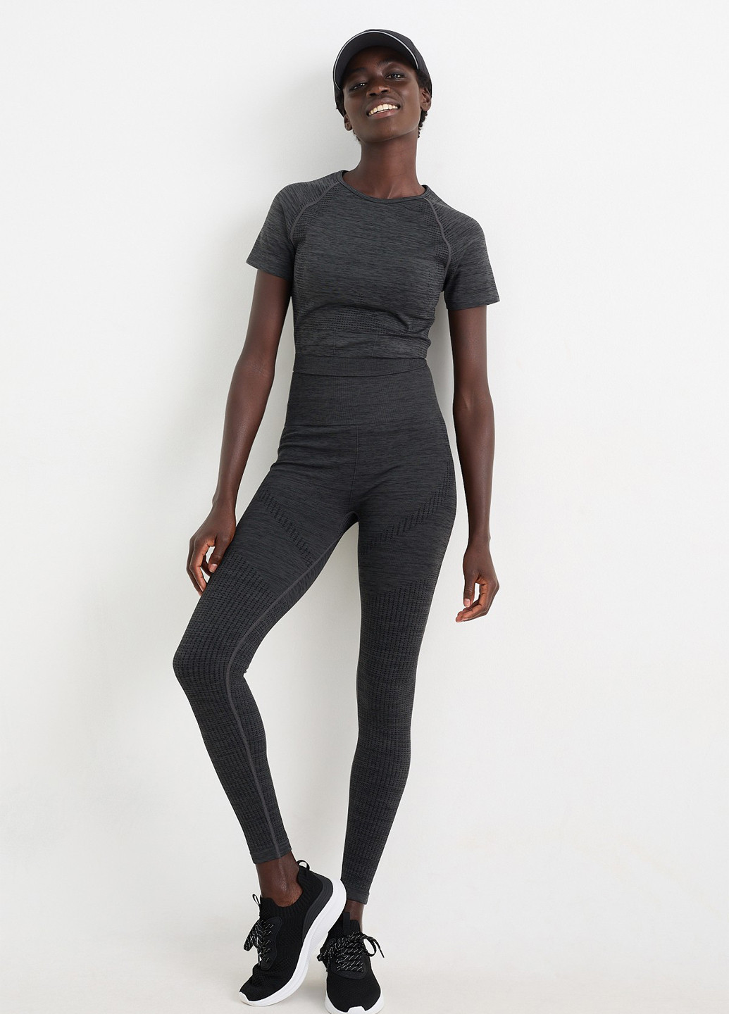 Темно-серые демисезонные леггинсы C&A