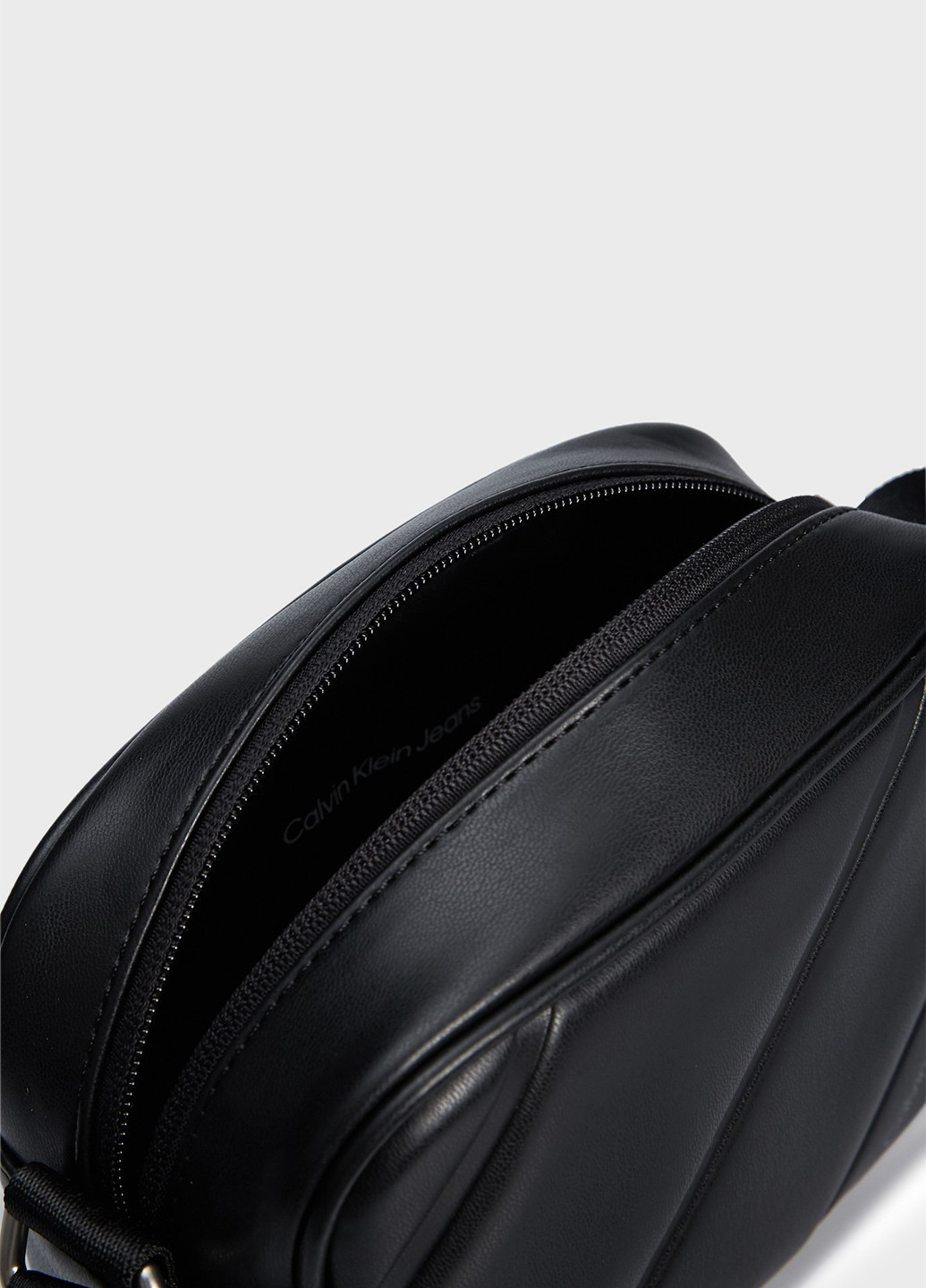 Сумка Calvin Klein Jeans (366431993)