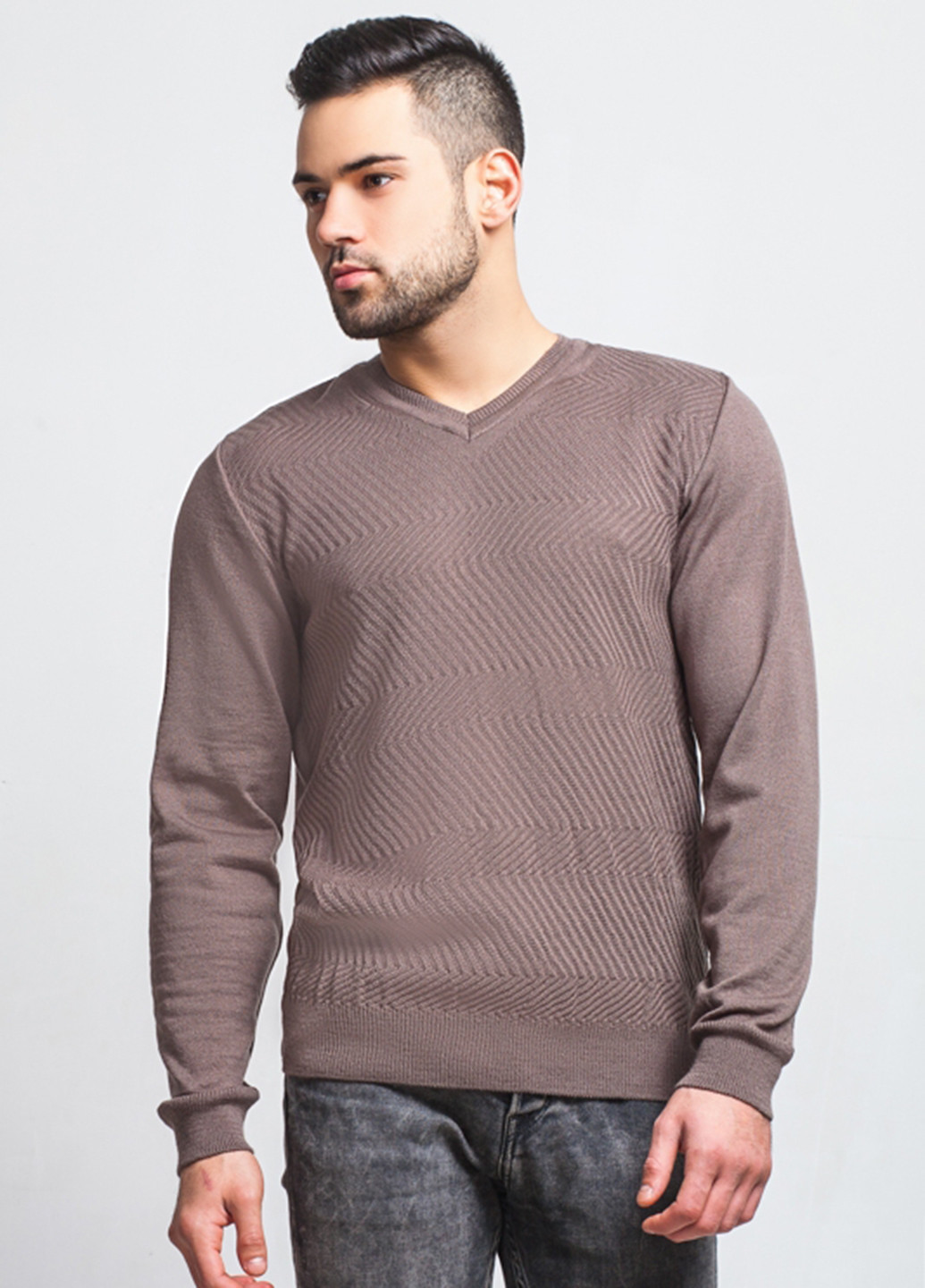 Коричневый демисезонный пуловер пуловер SVTR