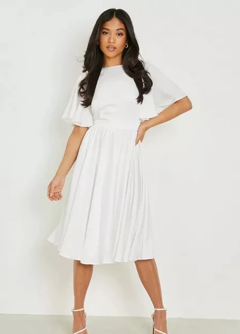Белое платье Boohoo