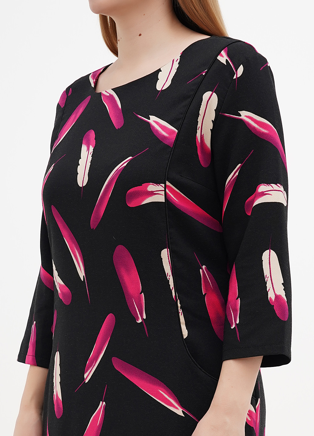 Черное кэжуал платье а-силуэт Sassofono с рисунком