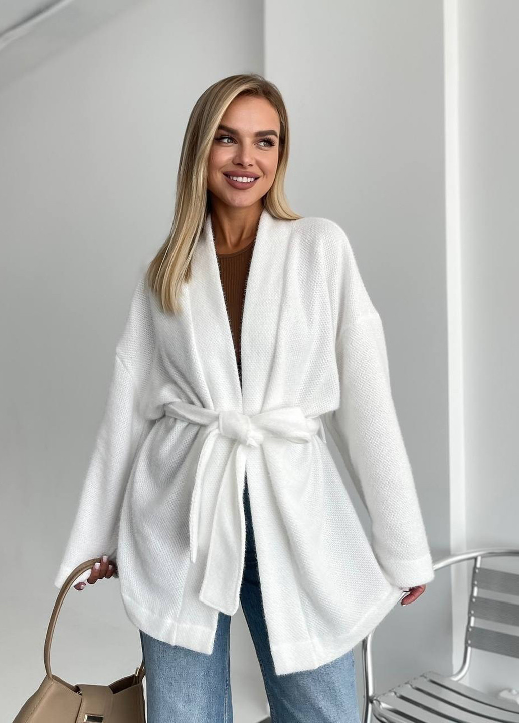 Белый демисезонный кардиган No Brand