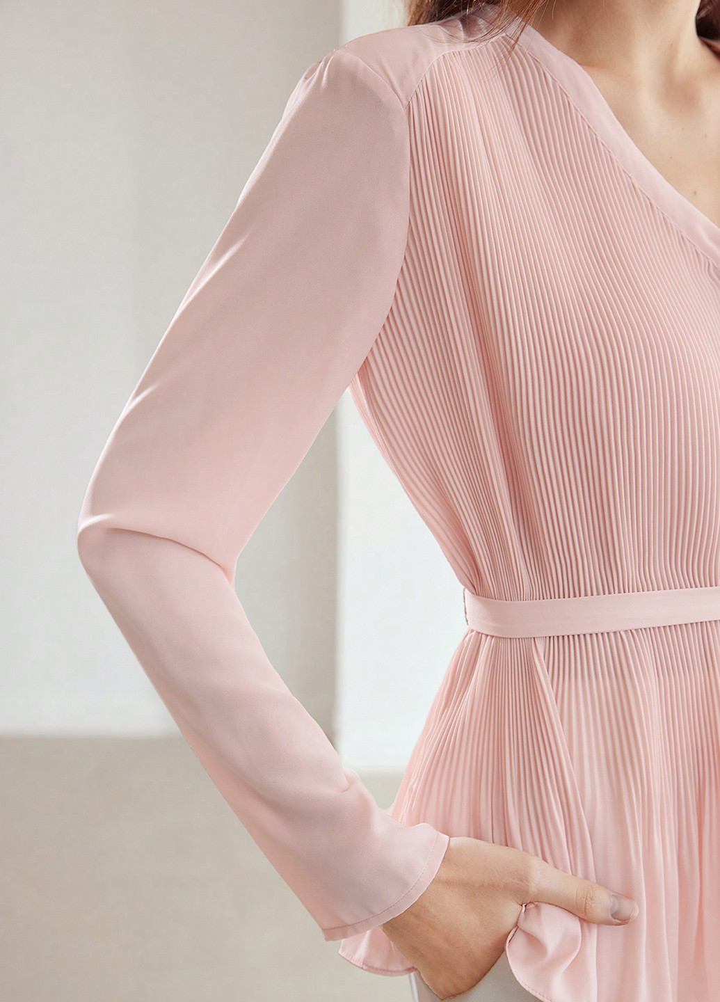 Светло-розовая блуза SHEIN