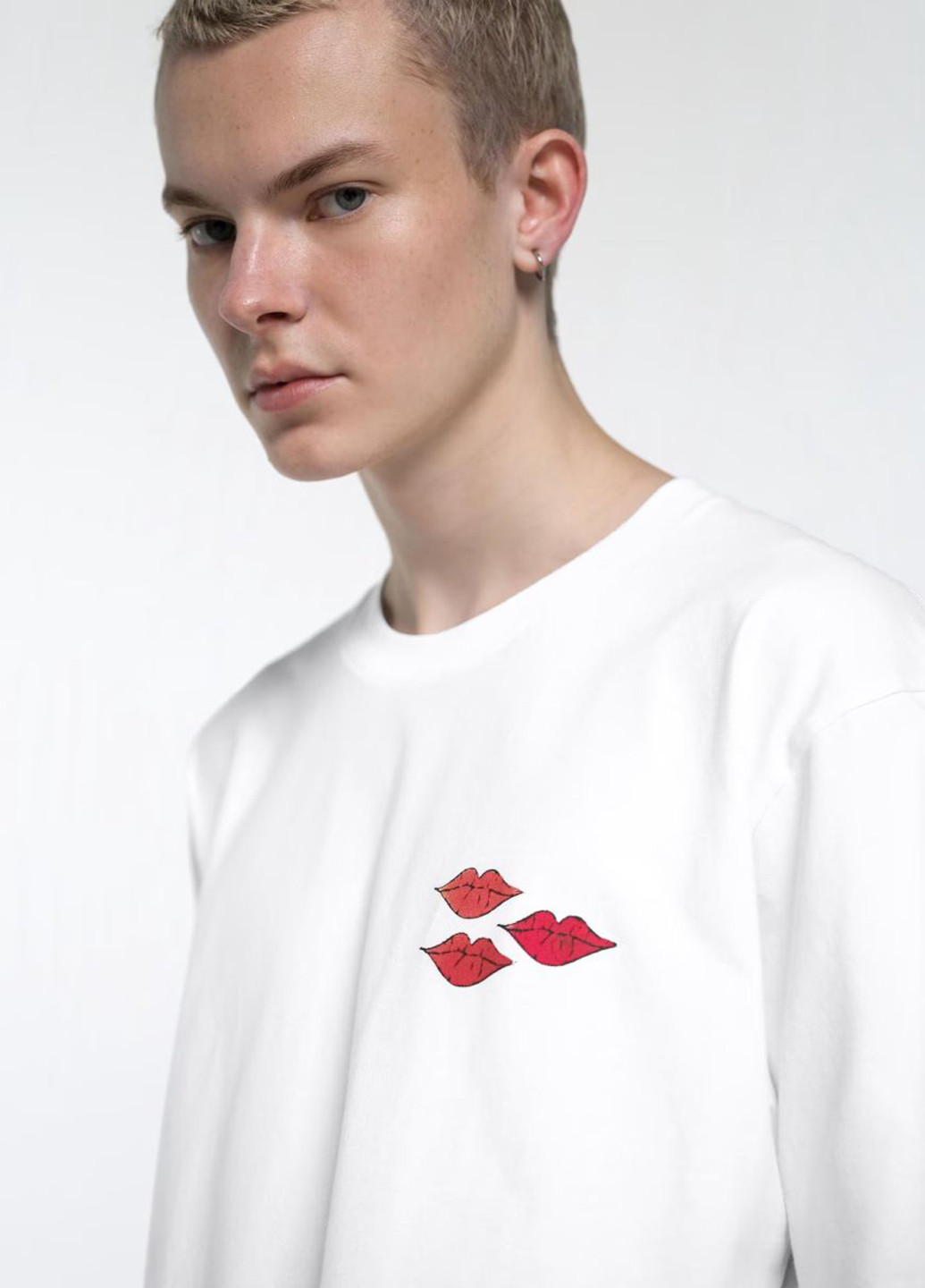 Футболка Uniqlo (321751715)