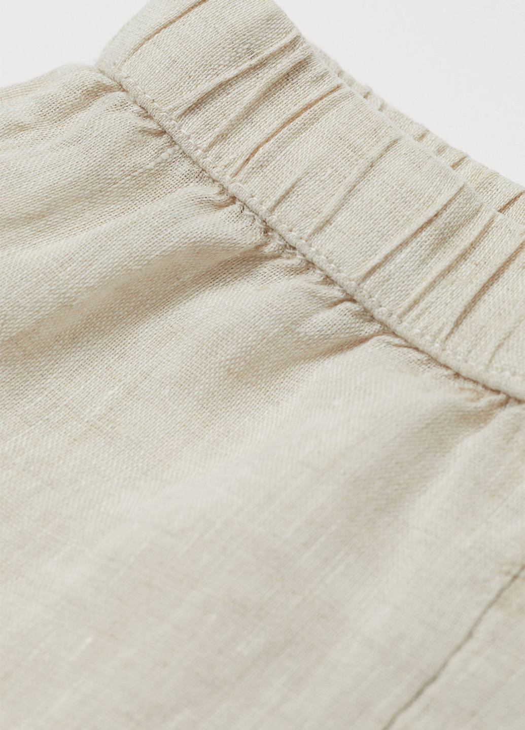 Світло-бежевий літній костюм (сорочка, шорти) з шортами, з сорочкою H&M