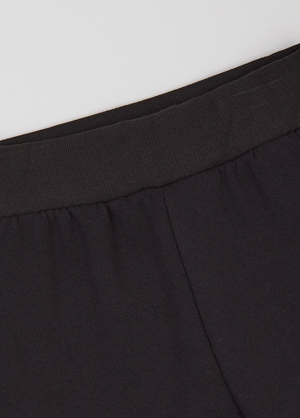 Чорний демісезонний комплект(светр, штани) ArDoMi