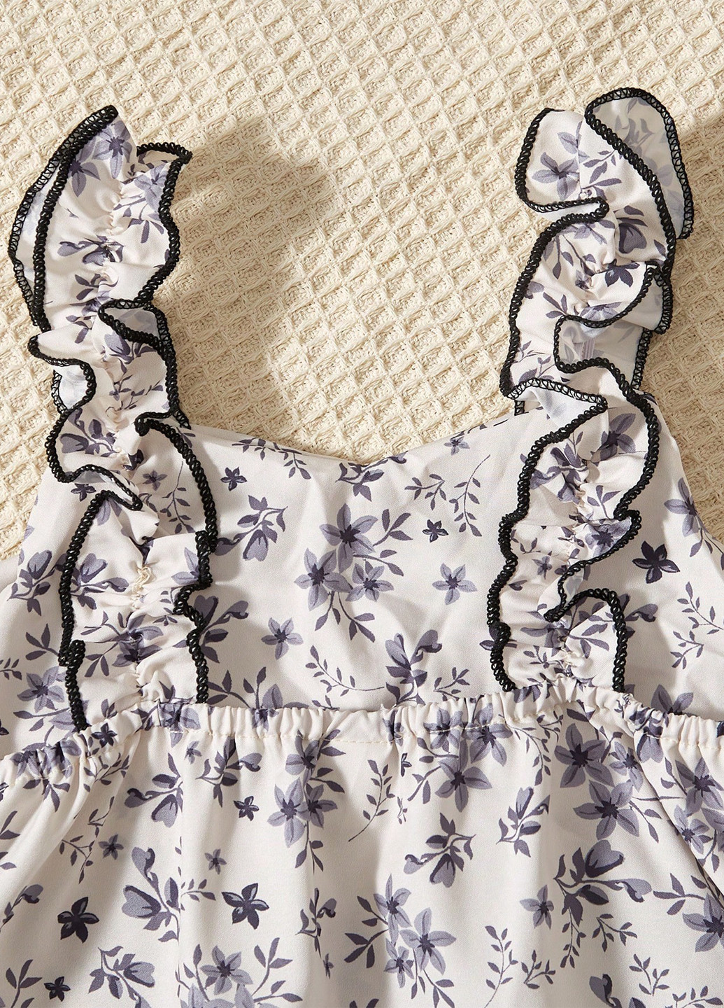 Черно-белый демисезонный костюм (кардиган, сарафан) с платьем SHEIN