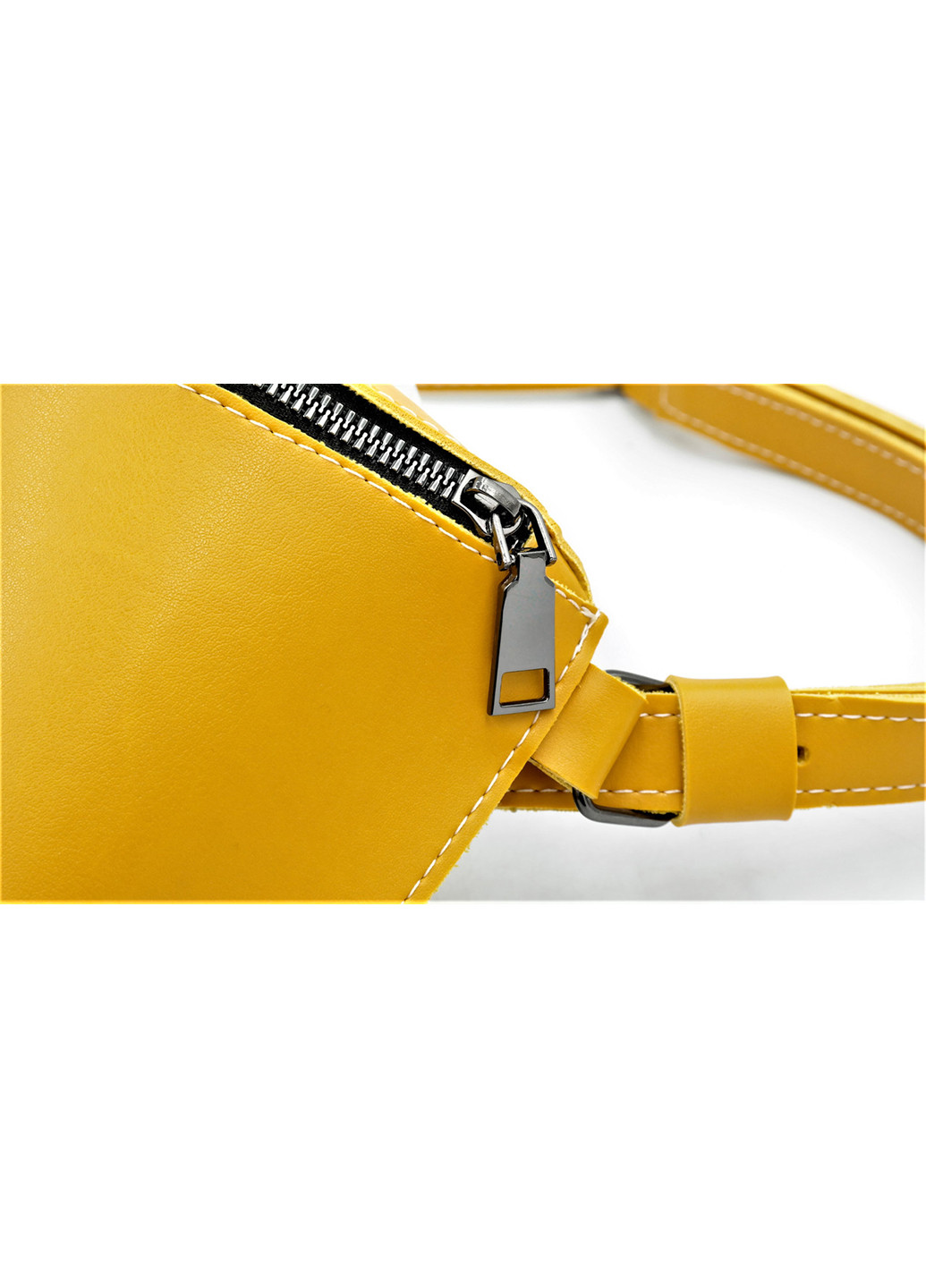 Жіноча сумка на пояс (бананка) 23х15х7 см Weatro (232990052)