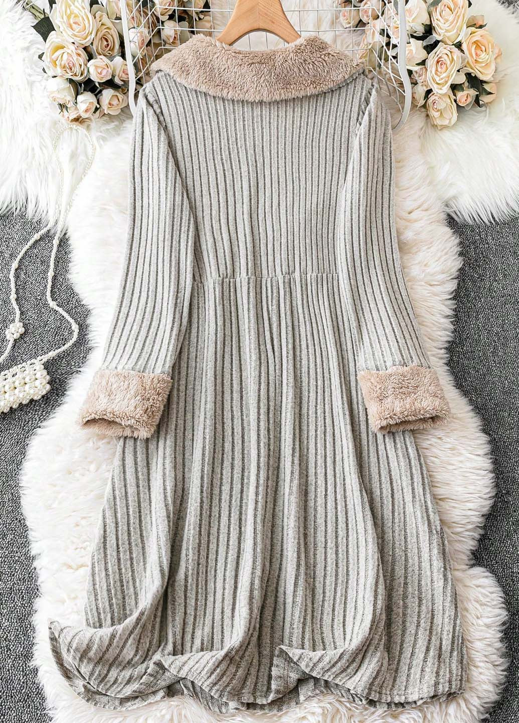 Бежева кежуал сукня кльош SHEIN однотонна