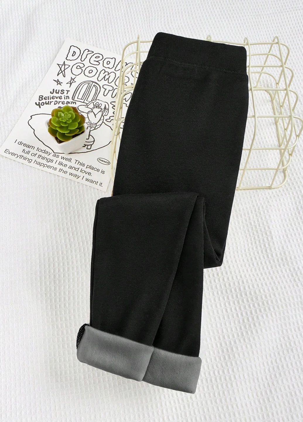 Черные зимние леггинсы SHEIN