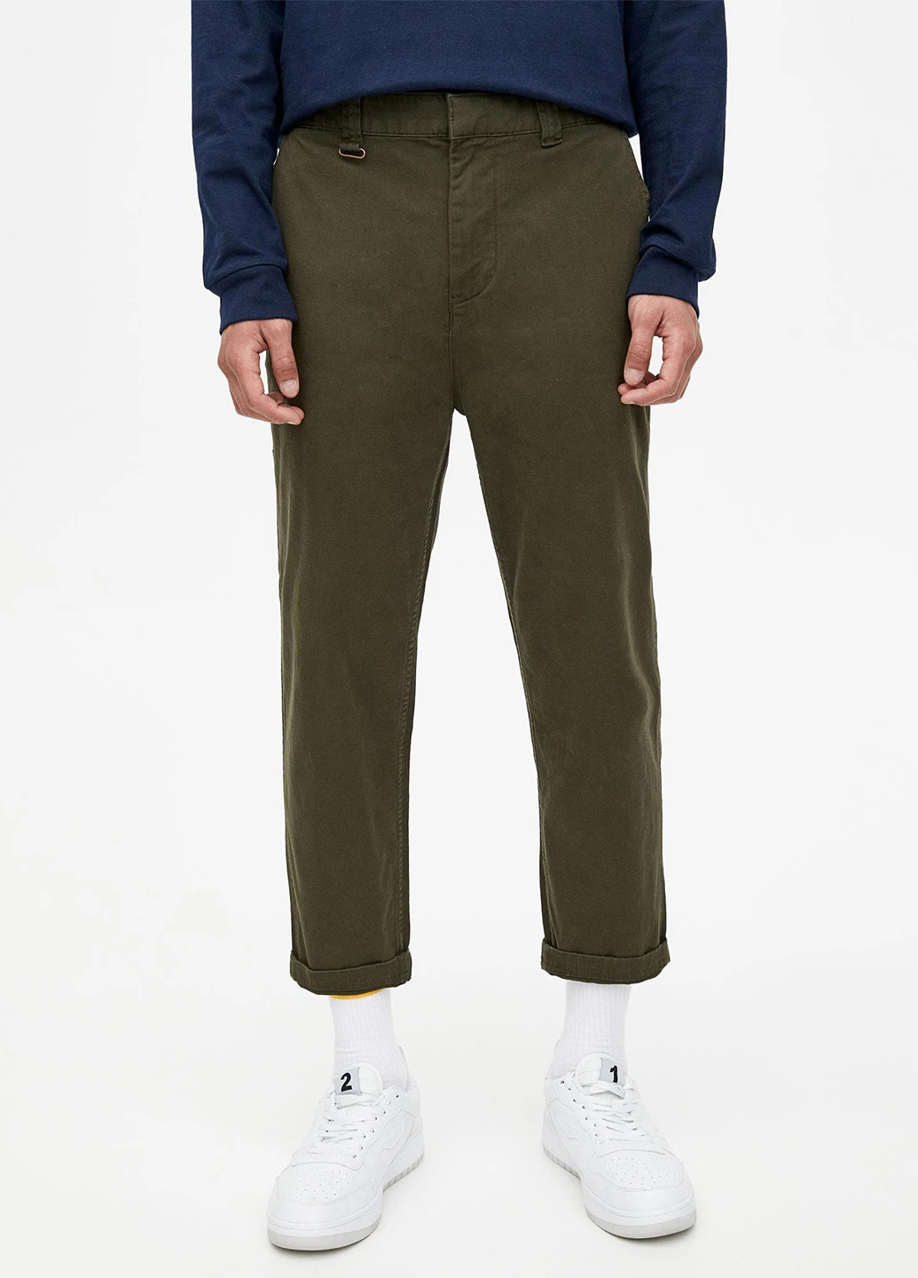 Хаки кэжуал демисезонные чиносы брюки Pull & Bear