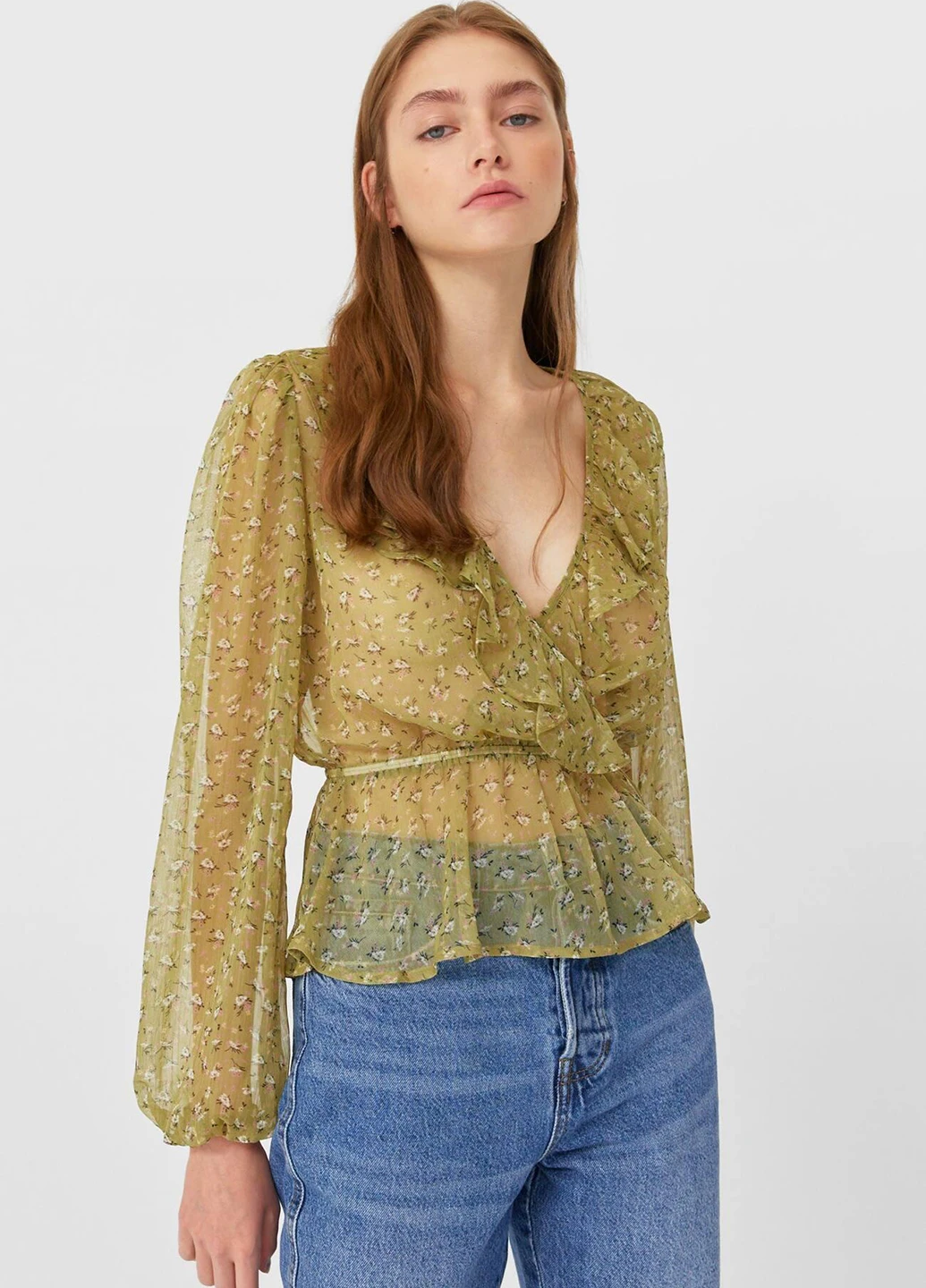 Оливковая блуза на запах Stradivarius