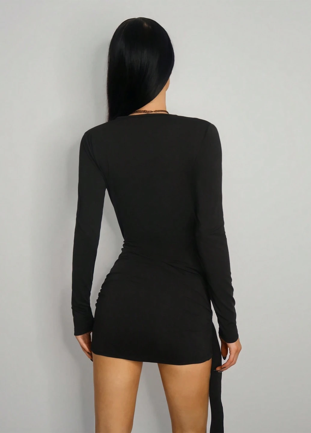 Черное кэжуал платье силуэтная SHEIN однотонное