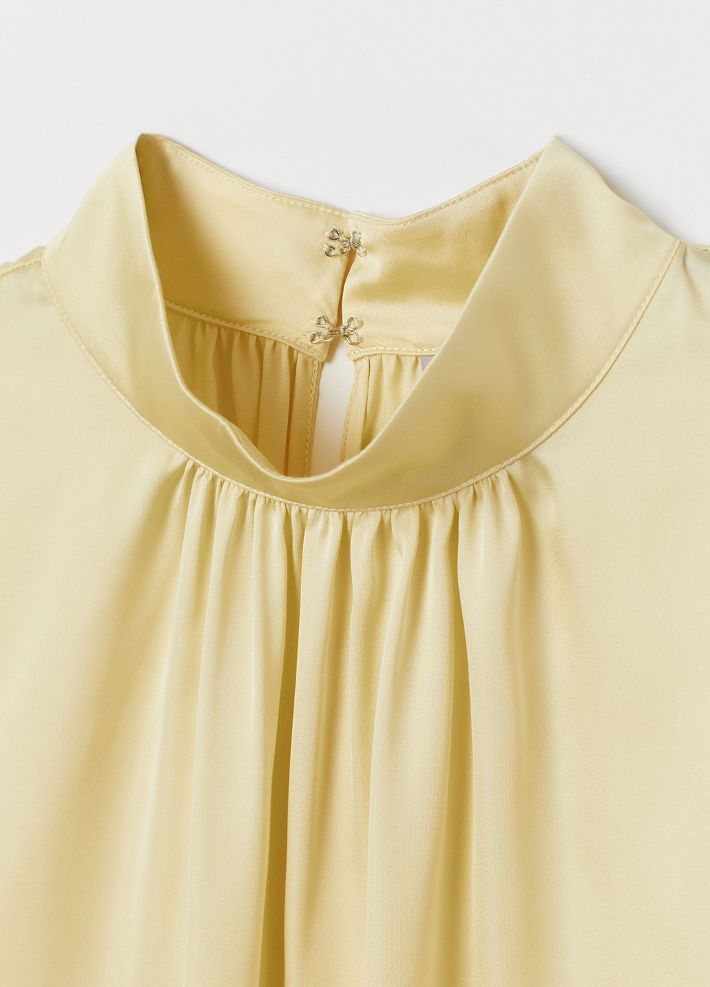 Светло-желтая демисезонная блуза H&M