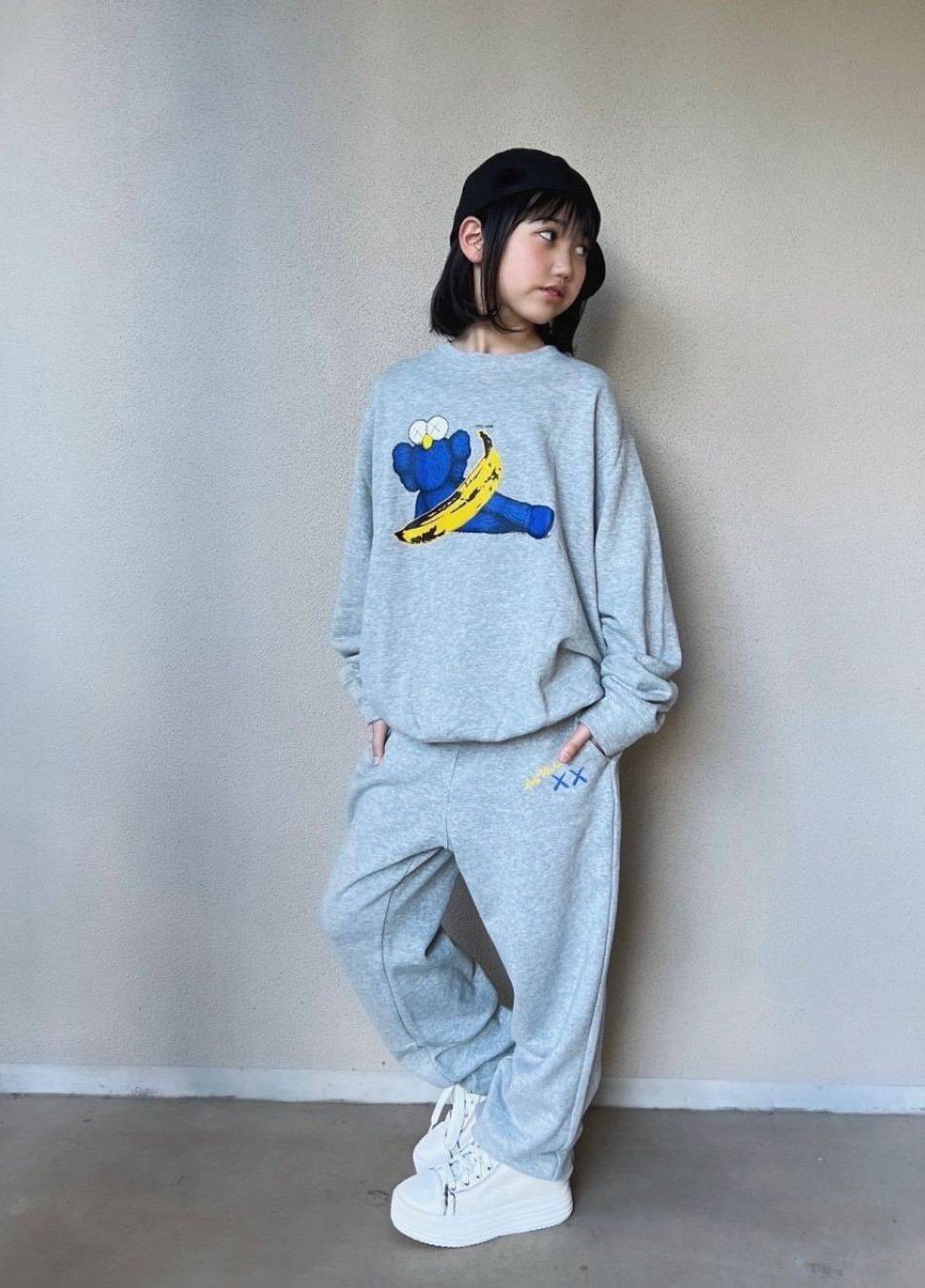 Светло-серые спортивные, кэжуал демисезонные джоггеры брюки Uniqlo