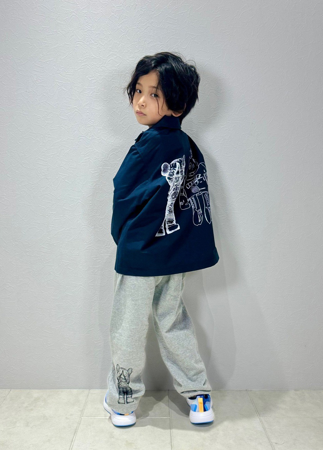 Светло-серые спортивные, кэжуал демисезонные джоггеры брюки Uniqlo