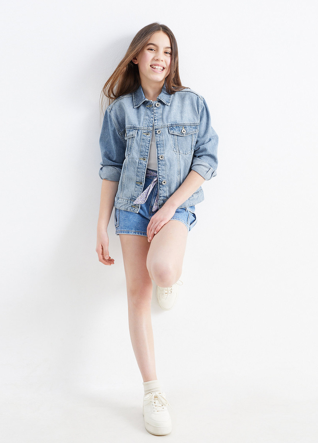 Світло-синя демісезонна куртка C&A