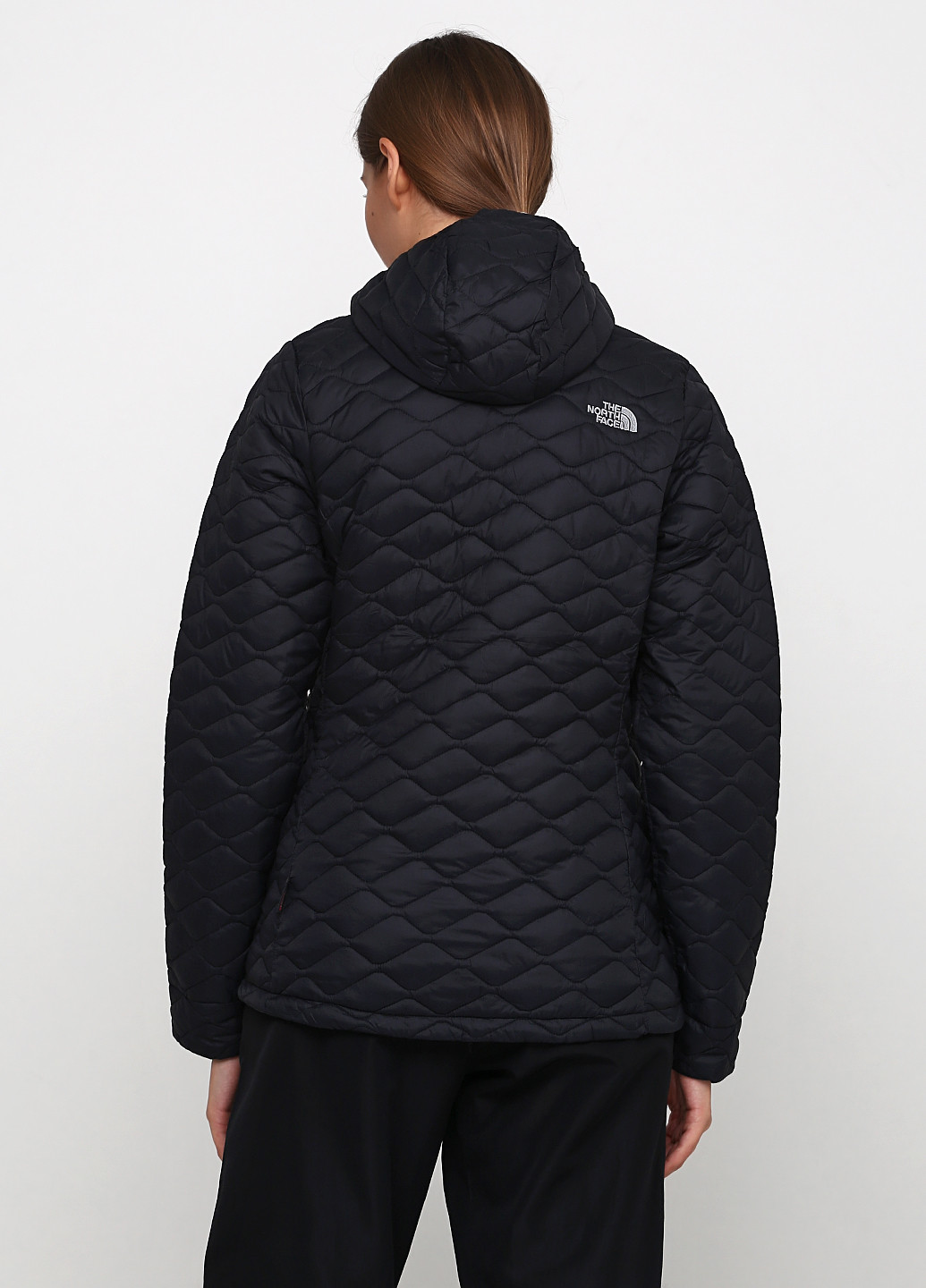 Черная демисезонная куртка женская The North Face ThermoBall