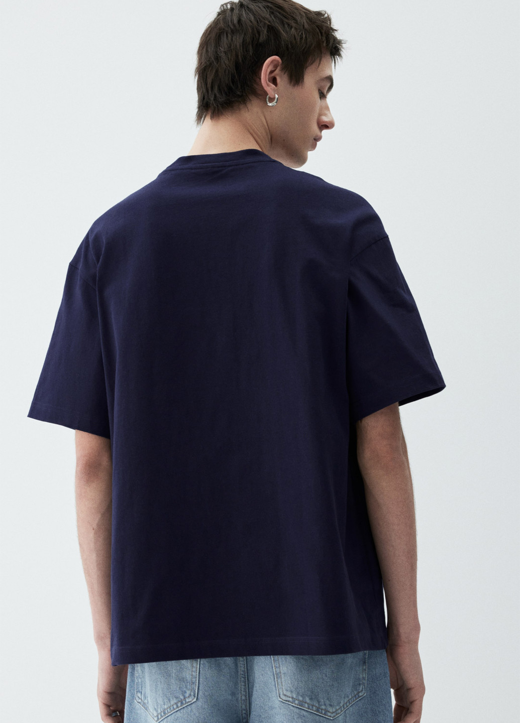 Темно-синяя футболка H&M