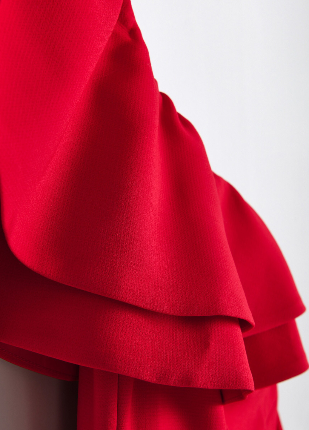 Червона кежуал сукня на одне плече Reserved однотонна