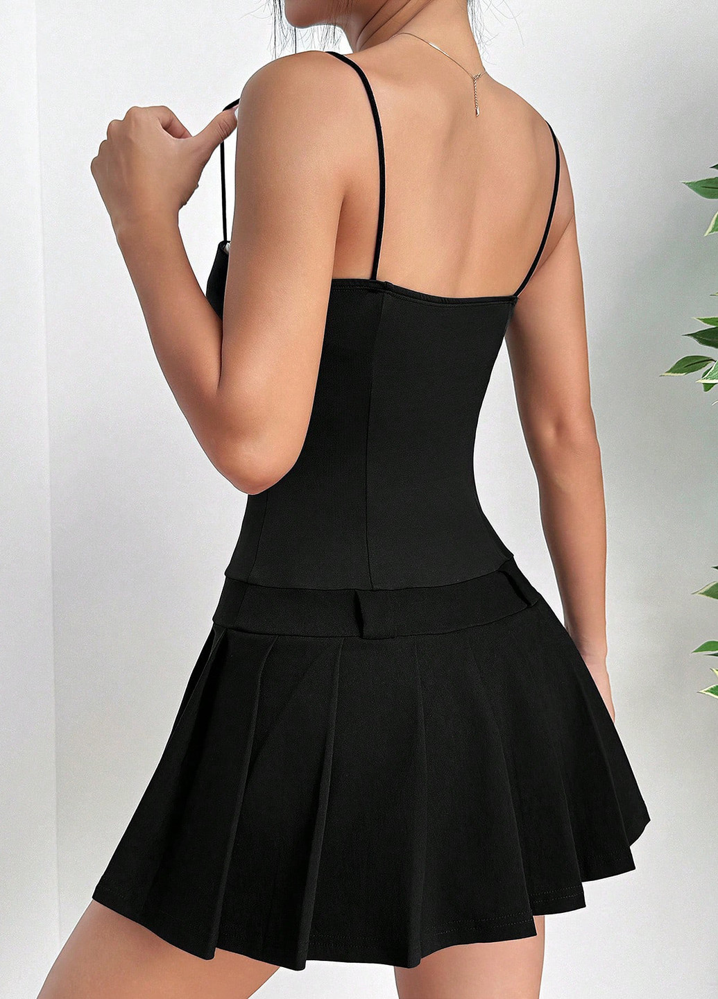 Черное кэжуал платье клеш SHEIN однотонное