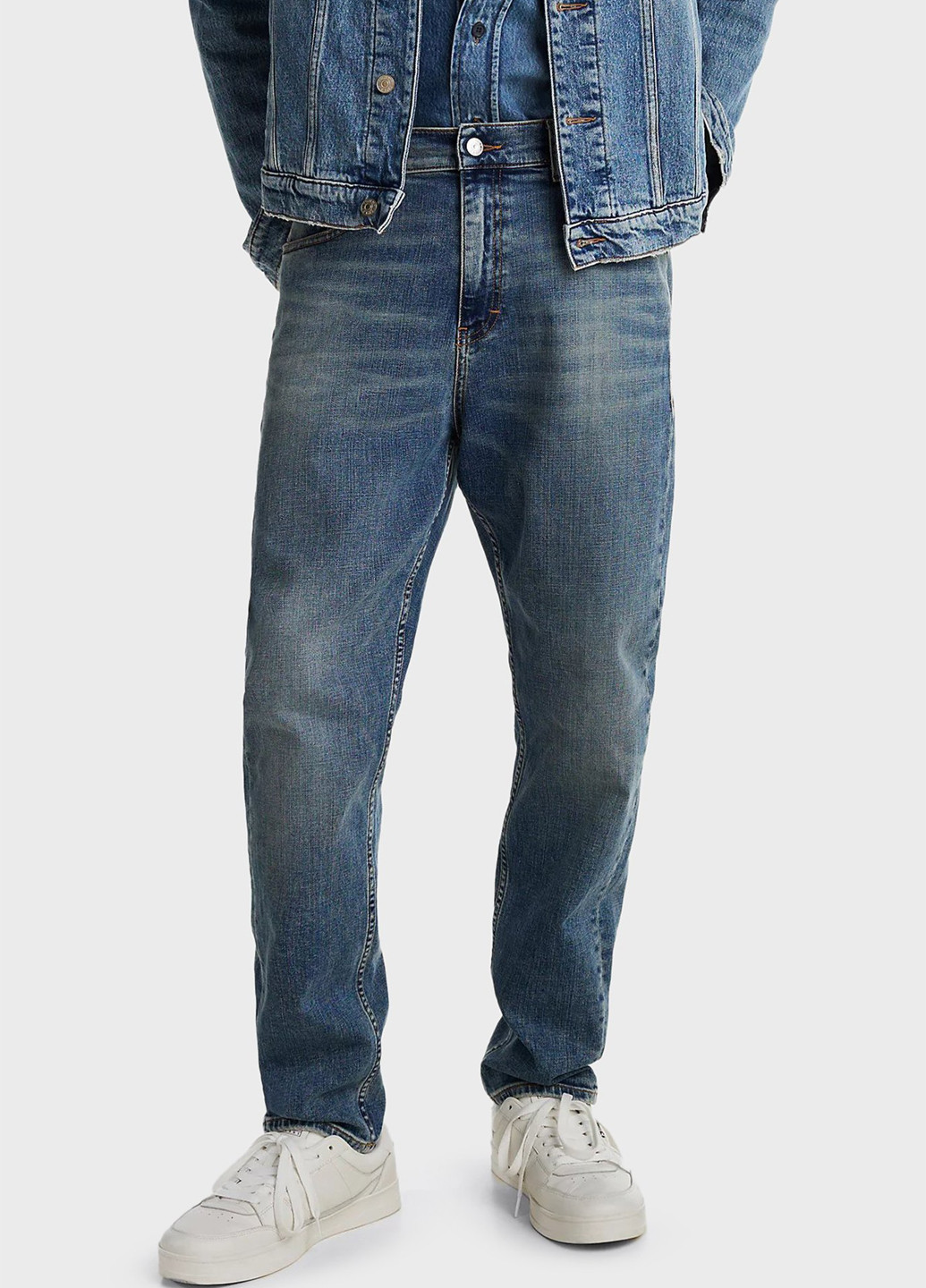 Синие демисезонные регюлар фит джинсы Tommy Jeans