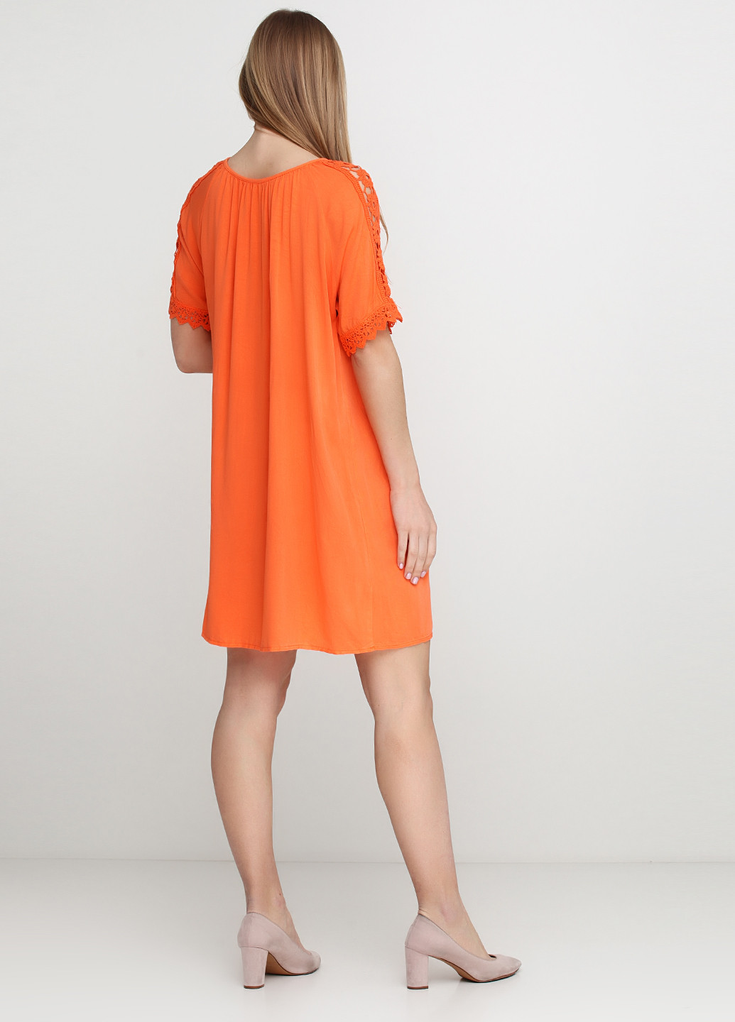 Оранжевое кэжуал платье A-1 однотонное