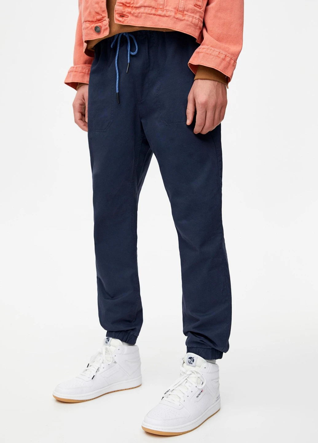 Темно-синие брюки Pull & Bear