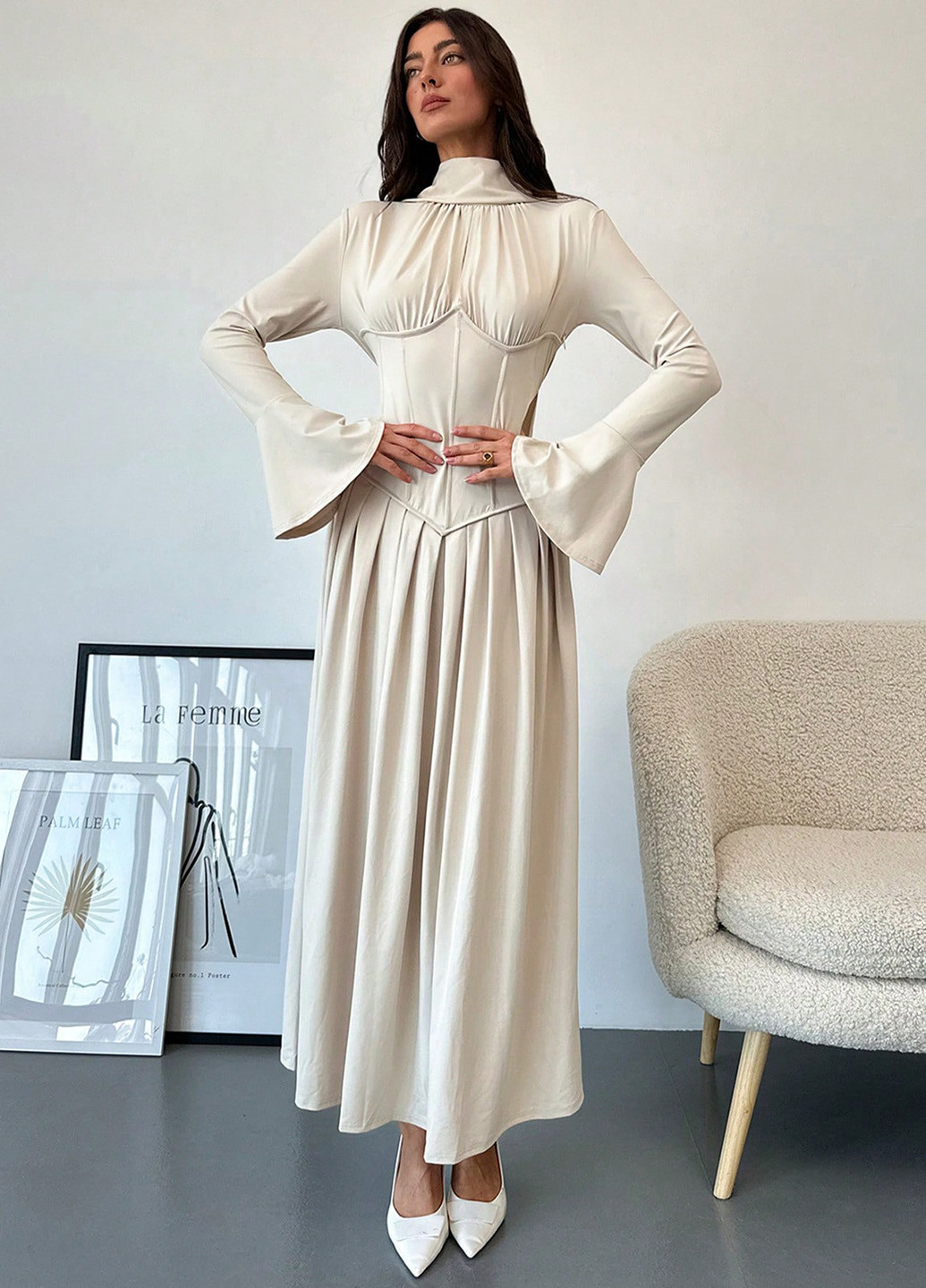 Кремова вечірня сукня з спідницею-сонце, з корсетом SHEIN однотонна