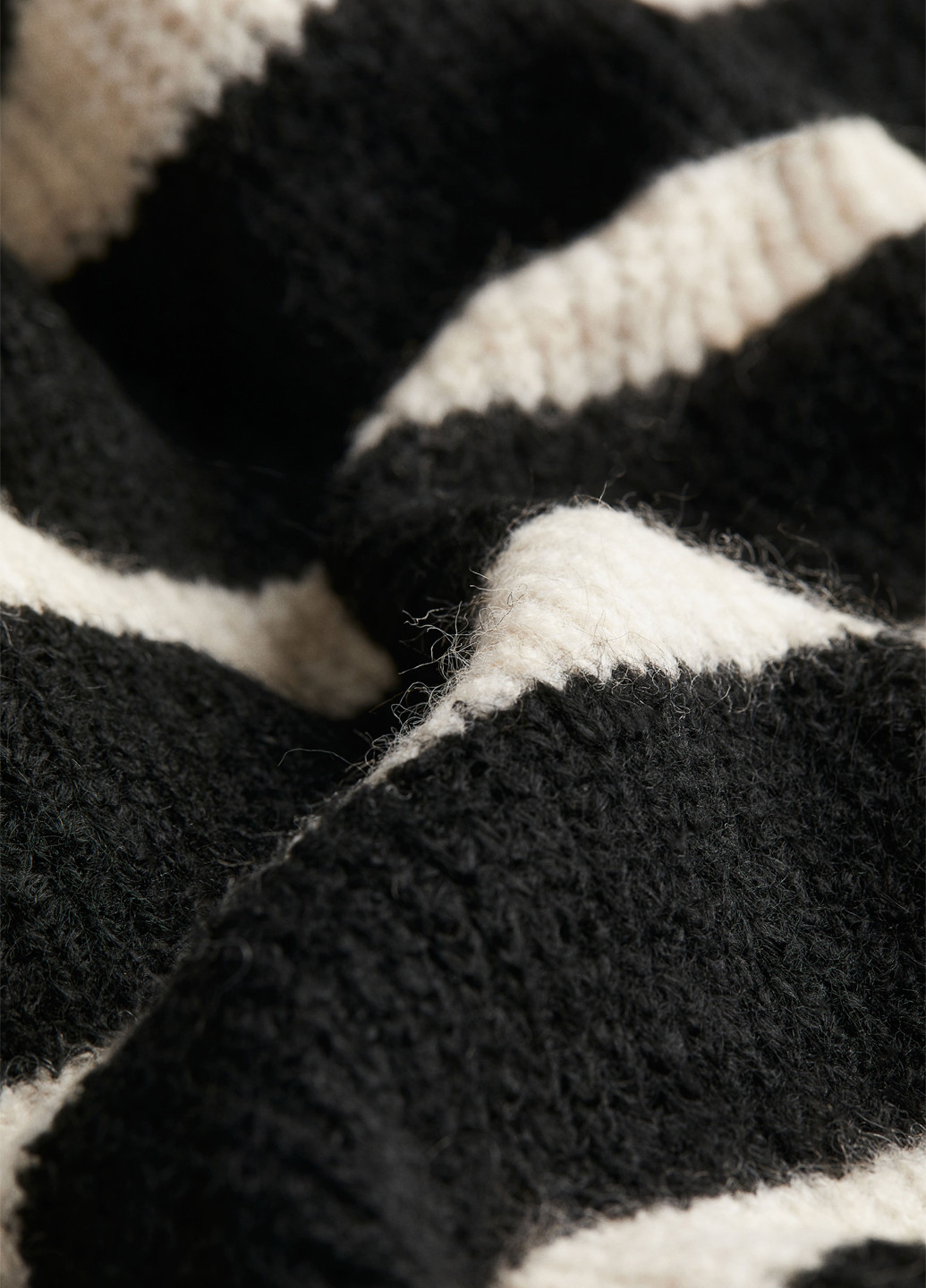 Черно-белое кэжуал платье платье-свитер, а-силуэт H&M в полоску