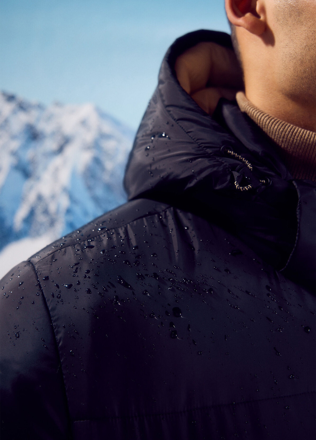 Чорна зимня куртка Springfield